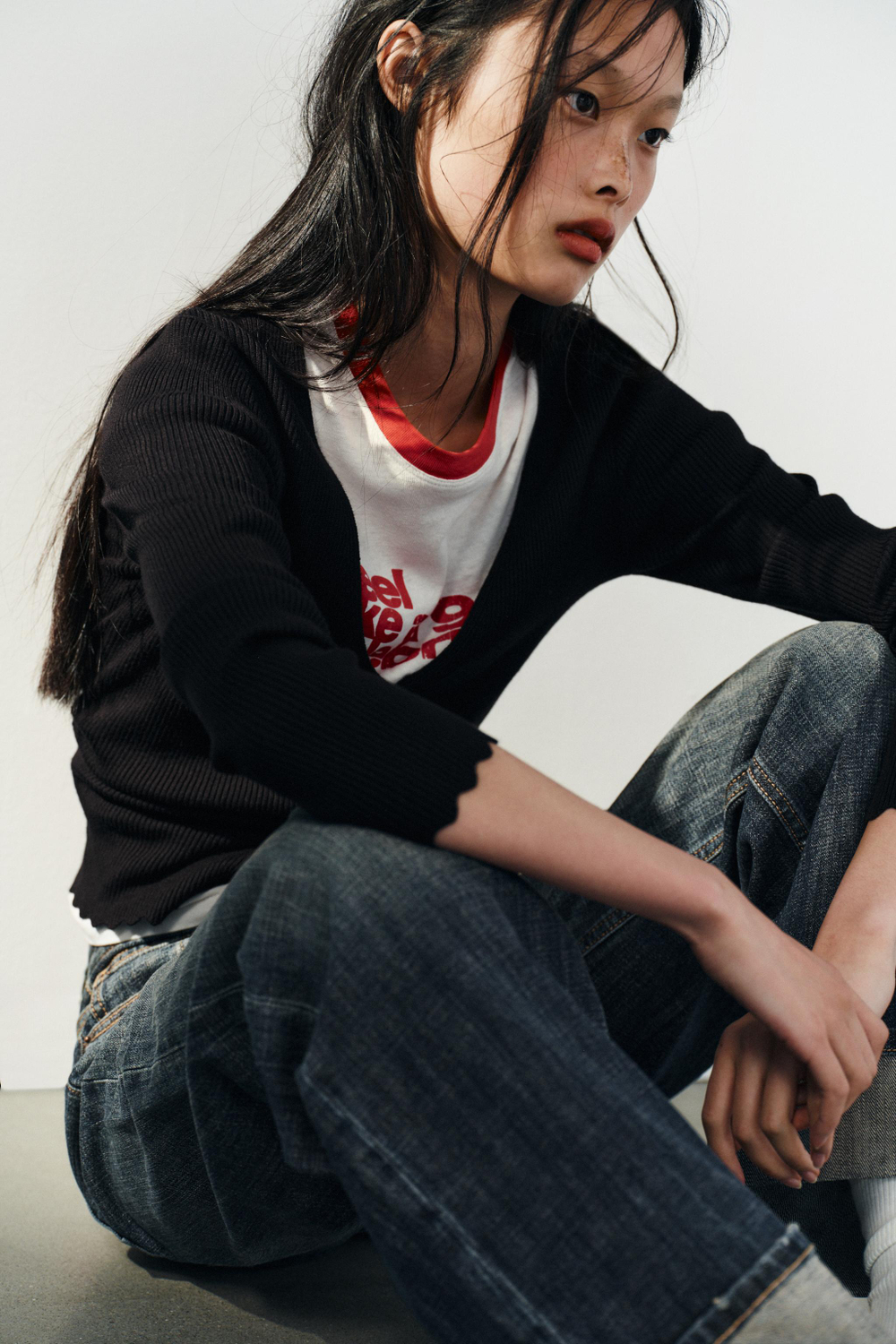 КАРДИГАН С V-ОБРАЗНЫМ ВЫРЕЗОМ — ZARA