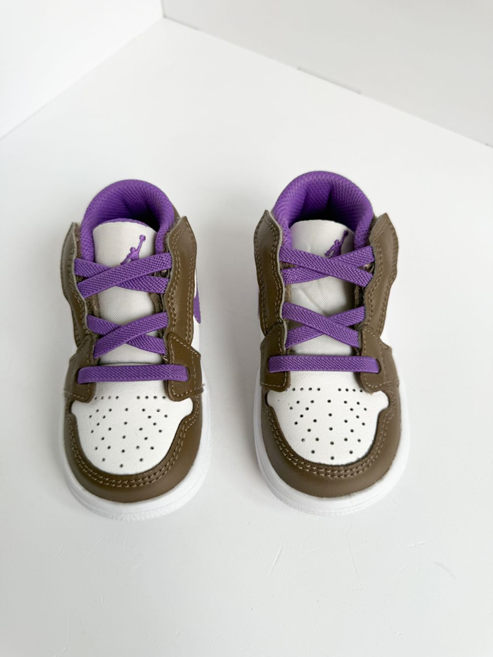 Новые кроссовки Nike Air Jordan, 22
