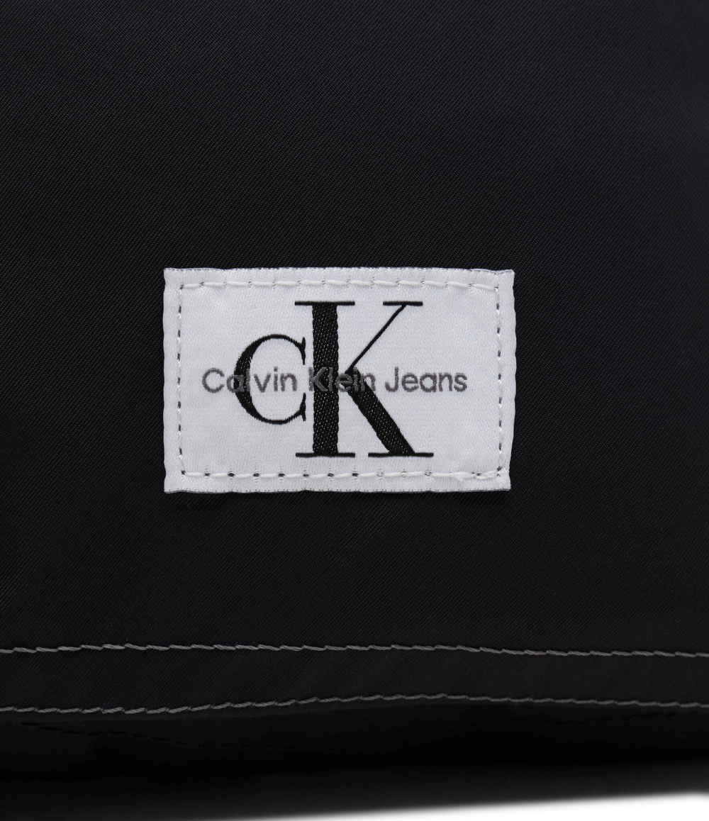Сумка кросс-боди CALVIN KLEIN JEANS - черный(K50K511029)
