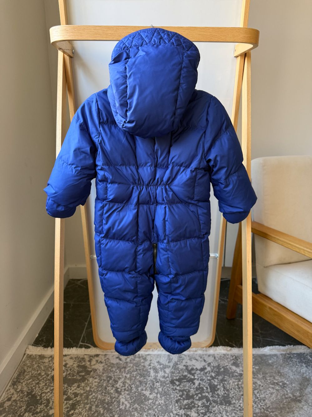 Пуховый комбинезон Burberry, 80