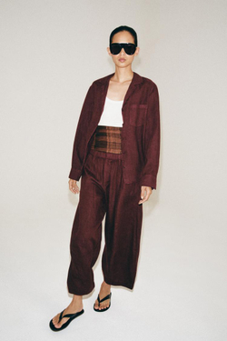 ZARA БРЮКИ BARREL ИЗ ЛЬНА — ZW COLLECTION, ВИННЫЙ