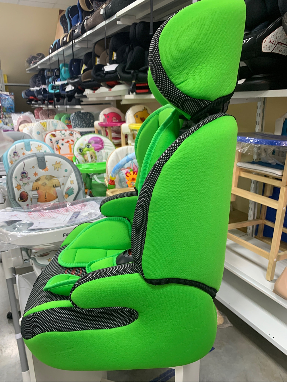 Автокресло LB 515 RF (Teddy Bear) ПК (28. GREEN+BLACK DOT)