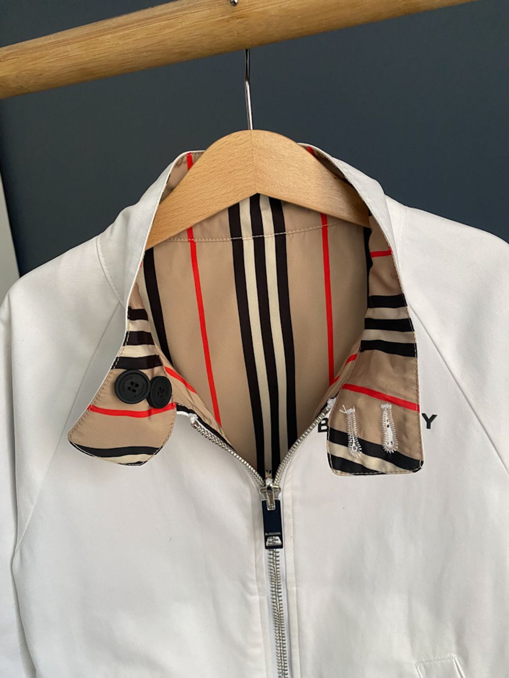 Куртка-бомбер Burberry, 140