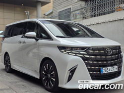 Toyota Alphard 2.5 HEV Executive AWD — 2025