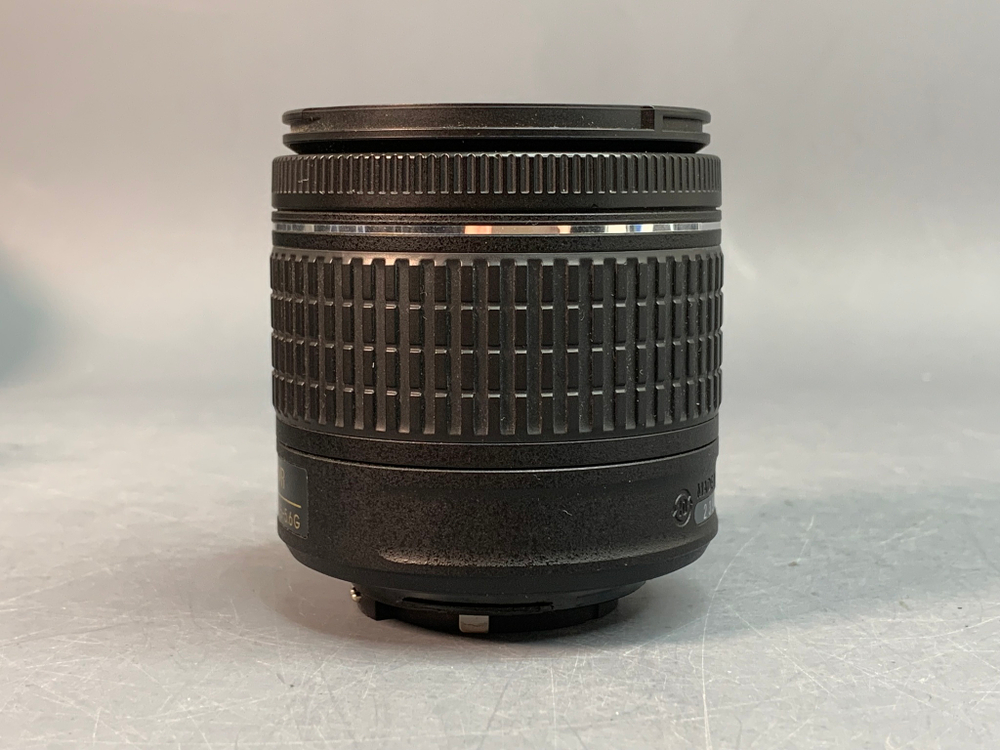 Nikon D5300 Kit 18-55mm 4900 кадров