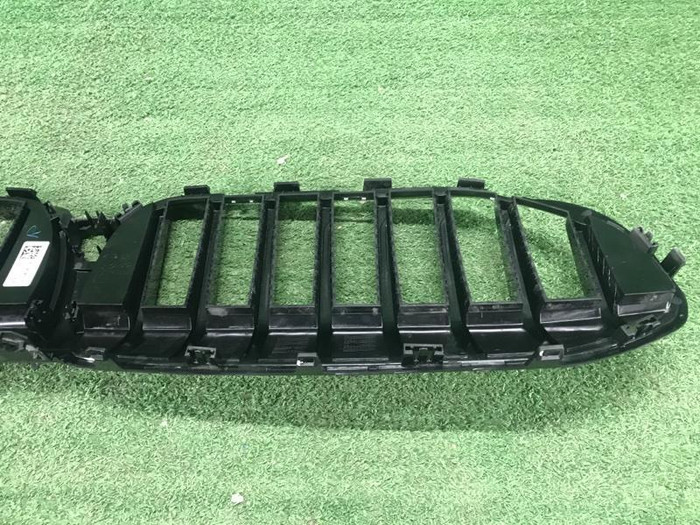 Решетка радиатора BMW 3er G20 (2018-2022)