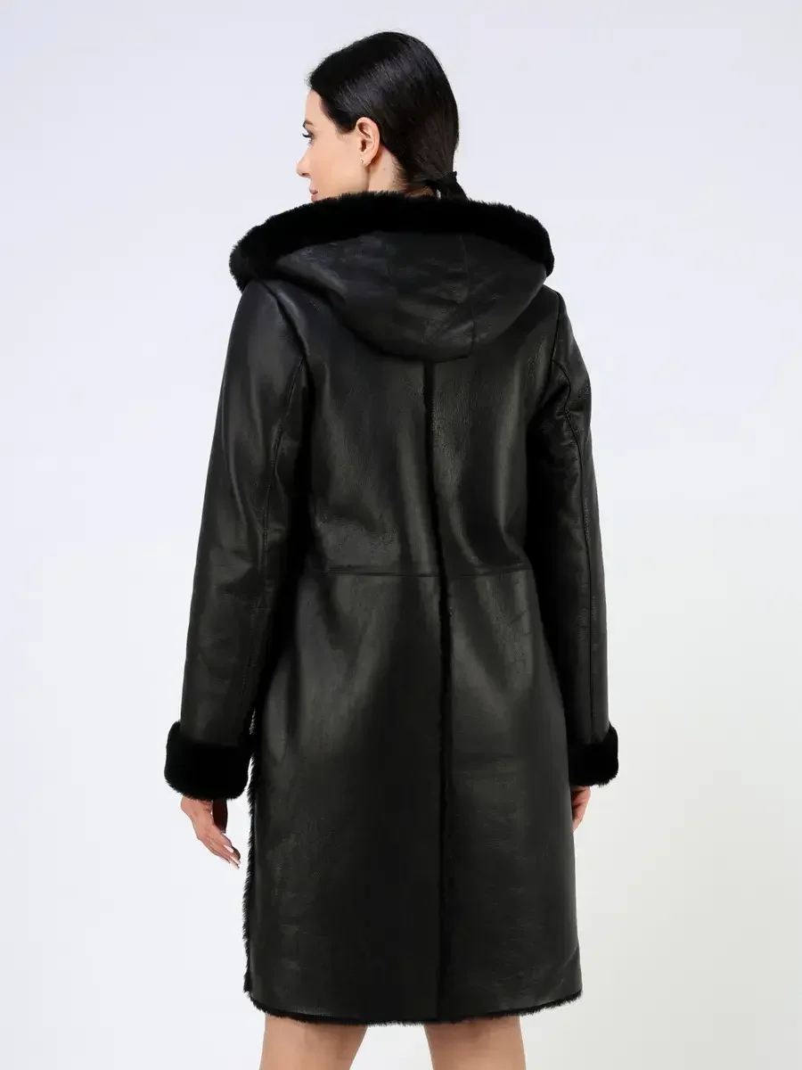 Дубленка зимняя натуральная с капюшоном