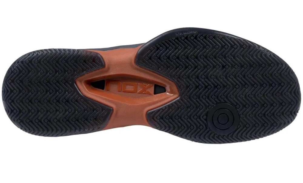 Мужские кросовки для Padel NOX AT10 Limited Edition Shoes - black/orange