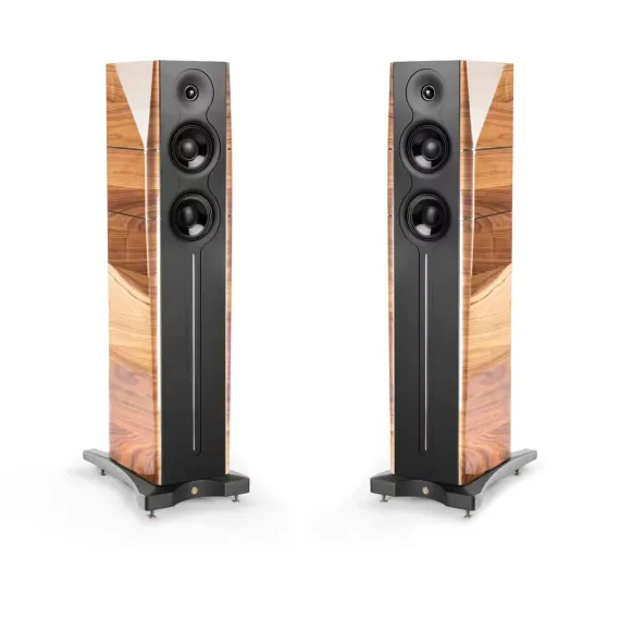 Gold Note A6 Evo II Glossy Walnut