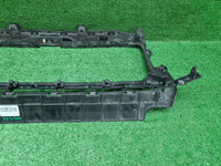 Кронштейн решетки радиатора Mercedes G W463 18-24