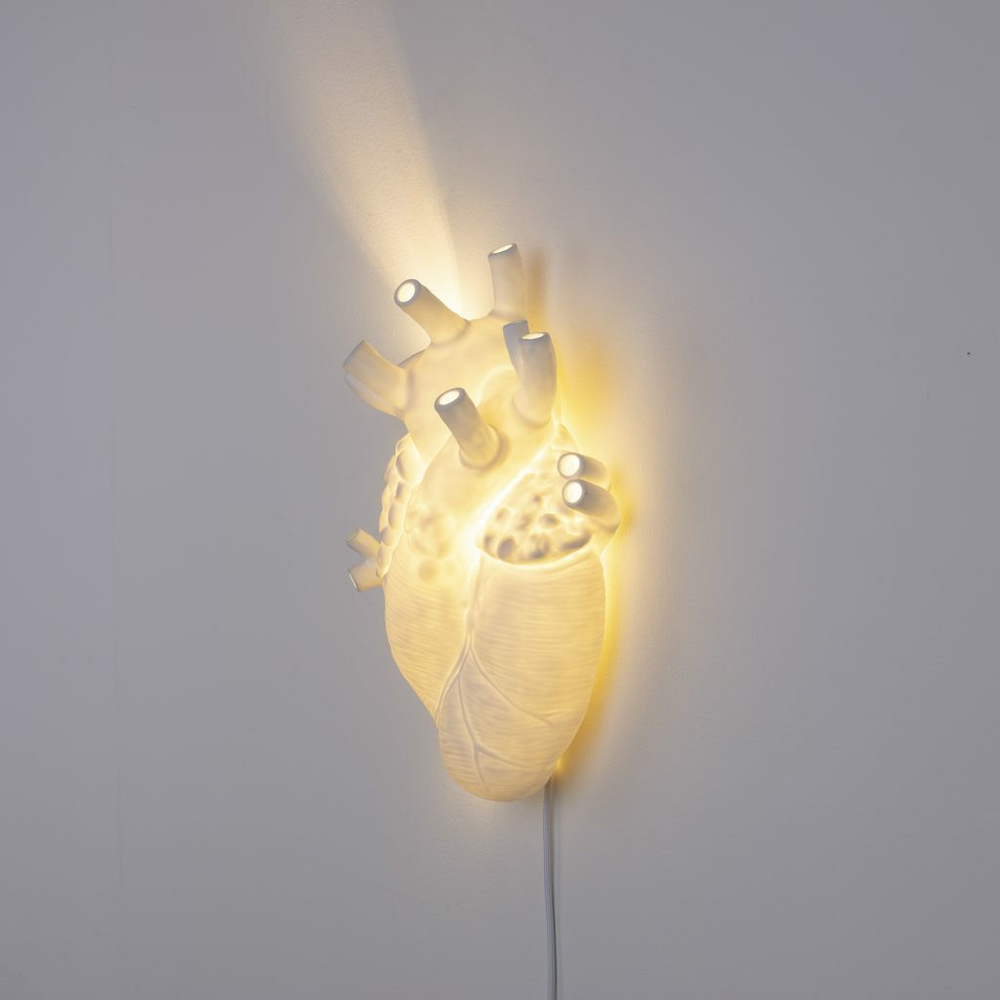 Настенный светильник Heart Lamp 09925