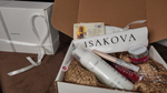 ISAKOVA Подарочный набор косметики для лица с уходом. Пенка, паста для укладки бровей, блеск для губ, сыворотка.