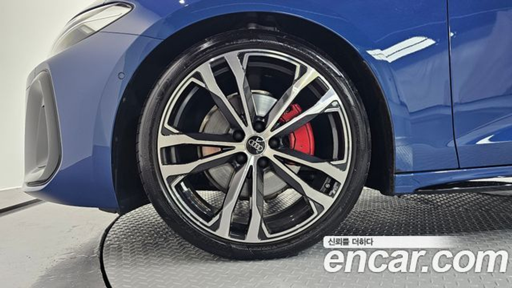 Audi A5 40 TFSI Quattro S Line Black Edition — 2025