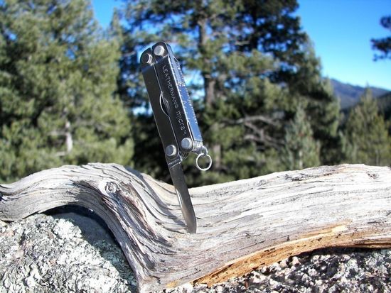 Мультитул-брелок Leatherman Micra зеленый 64350082N (подар. коробка)