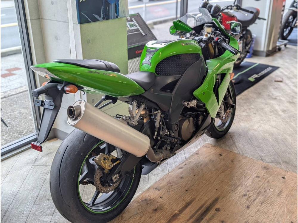 Kawasaki Ninja ZX-10R 2004