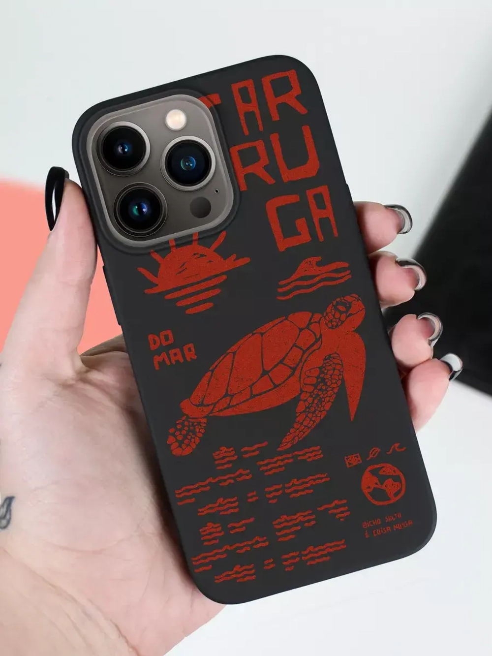 Чехол на iPhone 13 Pro с принтом