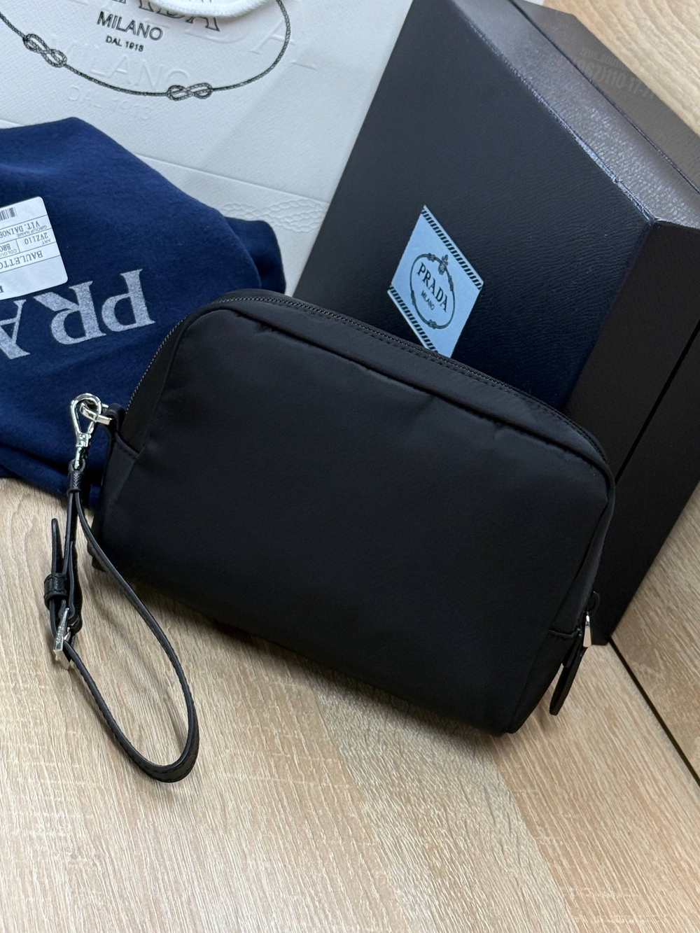 Клатч Prada