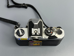 Nikon FM — нерабочий