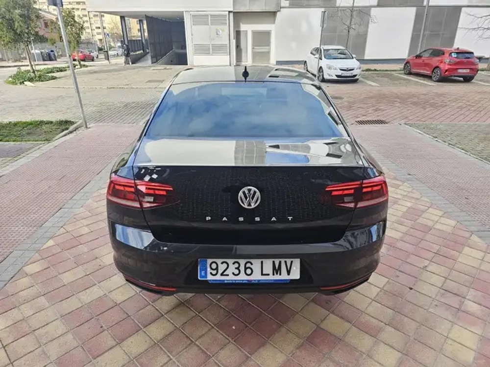 Volkswagen Passat Executive
