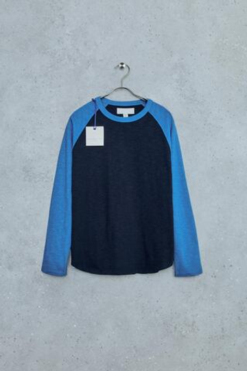 ZARA STORIESZ — ФУТБОЛКА С РУКАВАМИ РЕГЛАН И ДИЗАЙНОМ COLORBLOCK, ГОЛУБОЙ