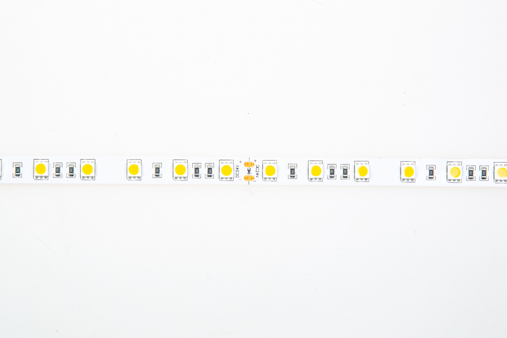 Лента светодиодная SMD нейтральная DC24V 14, 4W/m 4000K 1480Lm/m 60д/м CRI>85 IP20,  упаковка 5 метров,  ширина 10мм,  высота 2мм,  самоклейкая