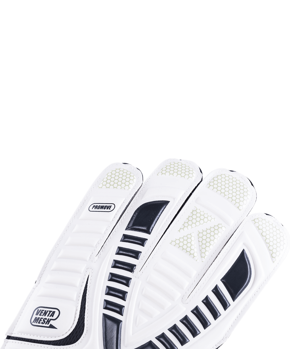 Перчатки вратарские ONE Wizard CL3 Flat