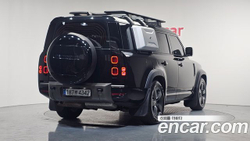 Land Rover Defender 130 D300 X-Dynamic HSE — 2024
