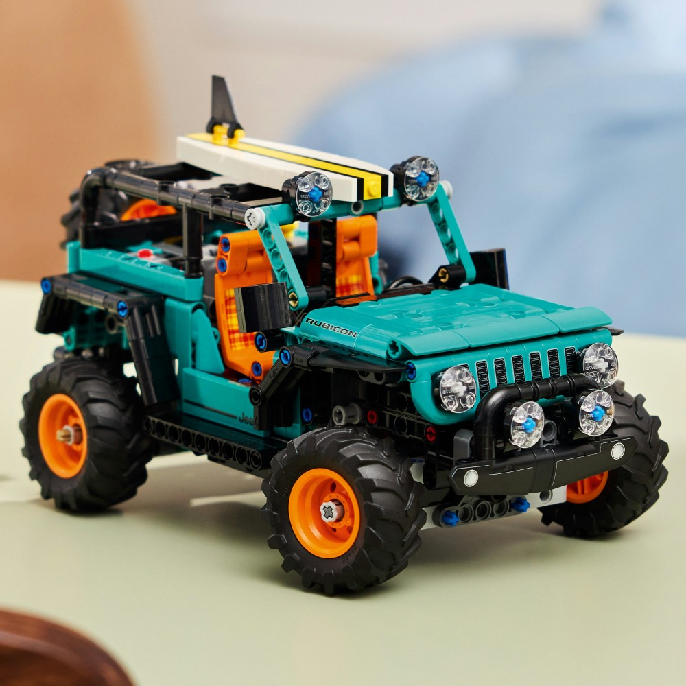 Конструктор LEGO Technic Jeep Wrangler Rubicon 42227