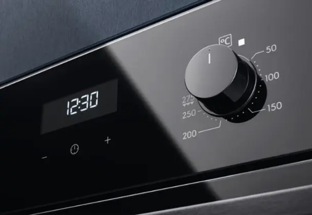 Духовой шкаф Electrolux OKD 5C51 Z