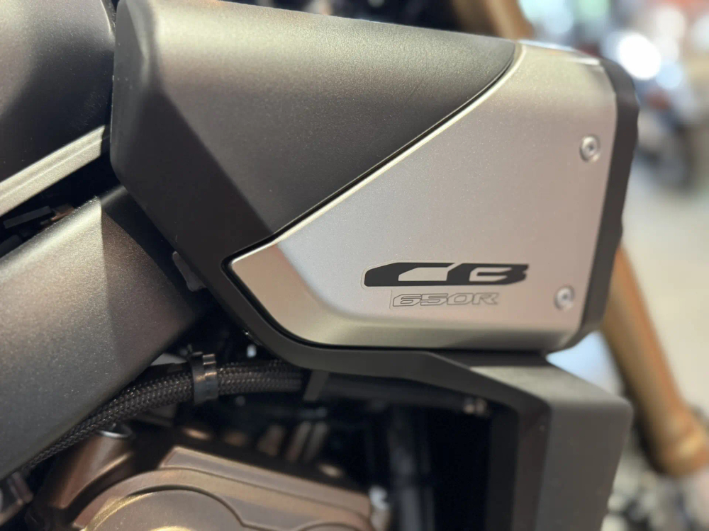 Honda CB 650R 2024
