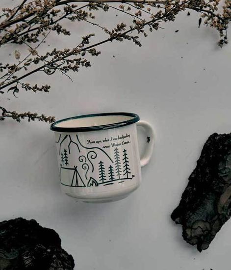 №68 Кокосовая вода, свеча в кружке с деревянным фитилем Camping mug, Nomkamo