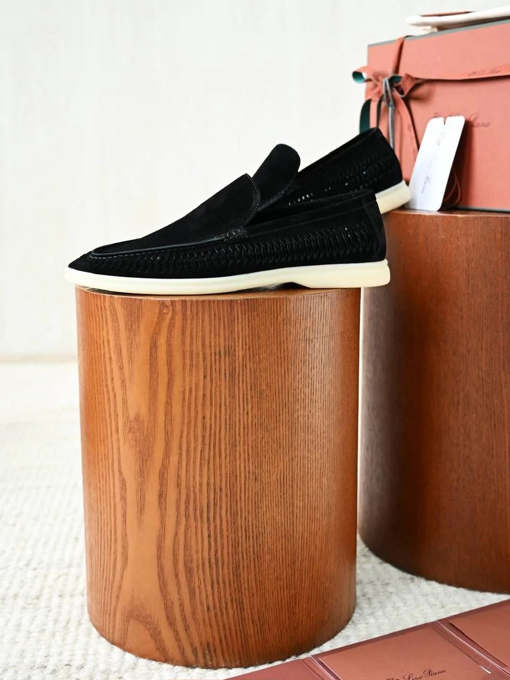 Летние мужские черные лоферы Loro Piana Summer Walk с плетением