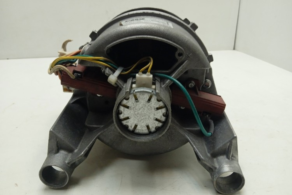 EWS1254E  кт145 Двигатель 7 контактов для стиральной машины Electrolux EWS1254E б/у