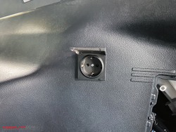 Электрические розетки и инвертора 220V