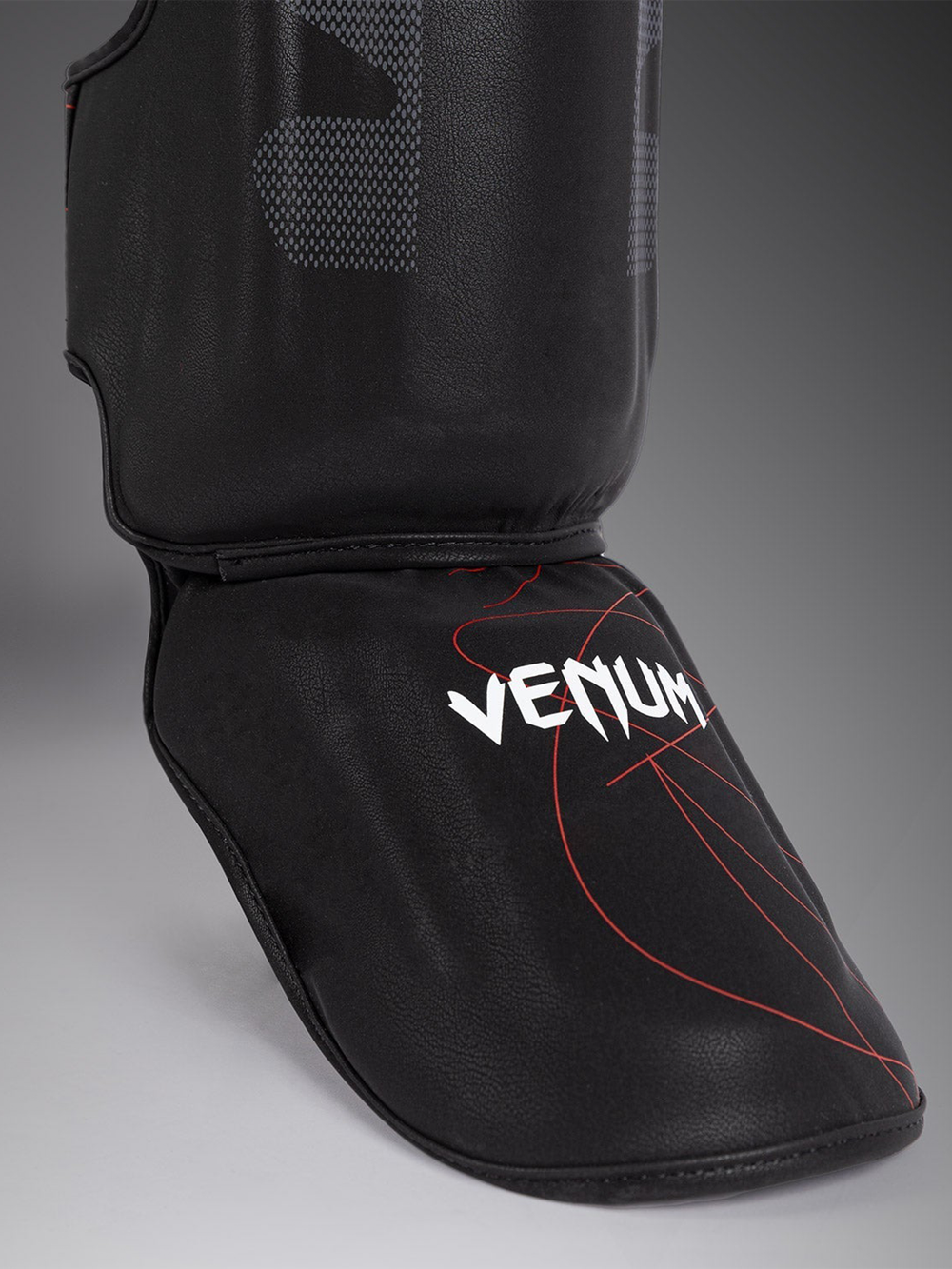 Щитки Venum Tactical XT Black/Fire Red