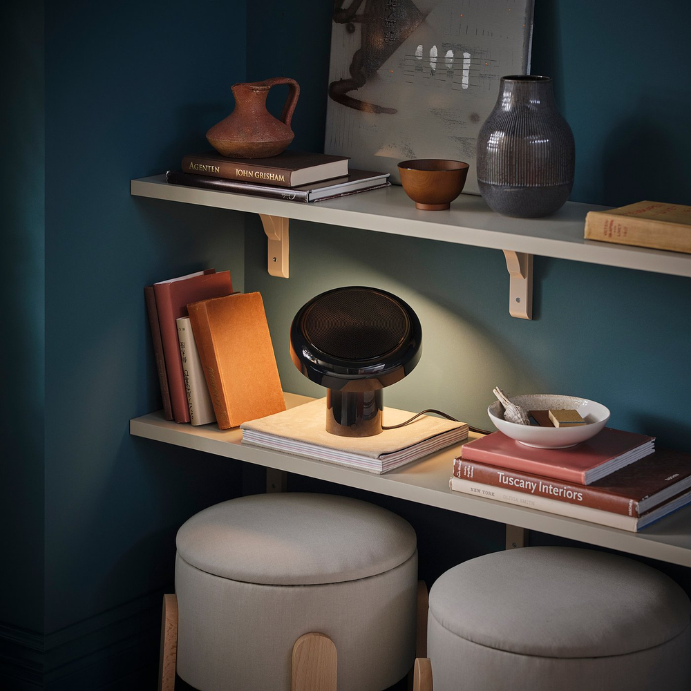 IKEA BLOMPRAKT  (ИКЕА БЛОМПРАКТ)  -  Лампа с Bluetooth-колонкой - чёрная