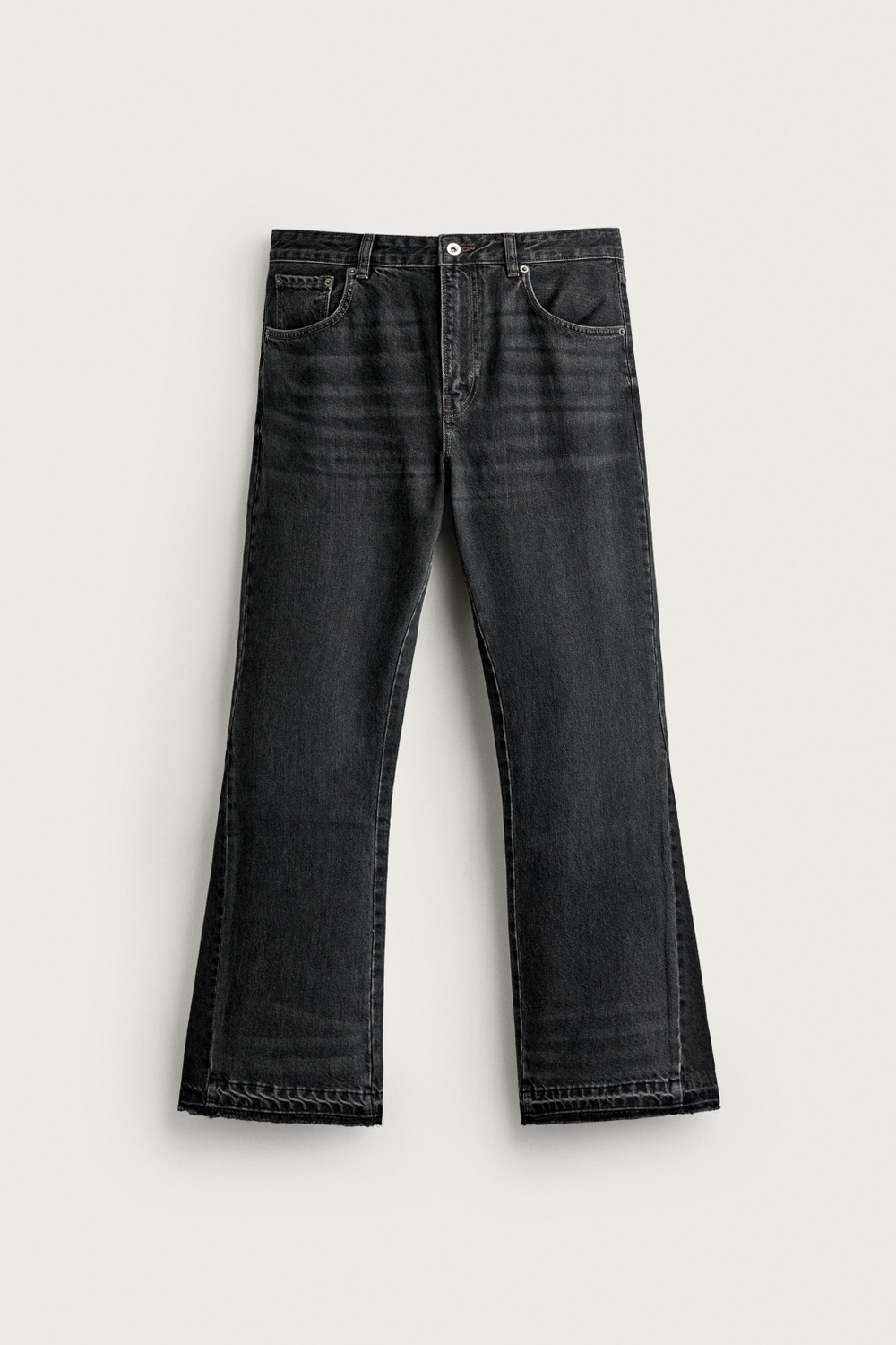 РАСКЛЕШЕННЫЕ ДЖИНСЫ С РАЗРЕЗАМИ — ZARA