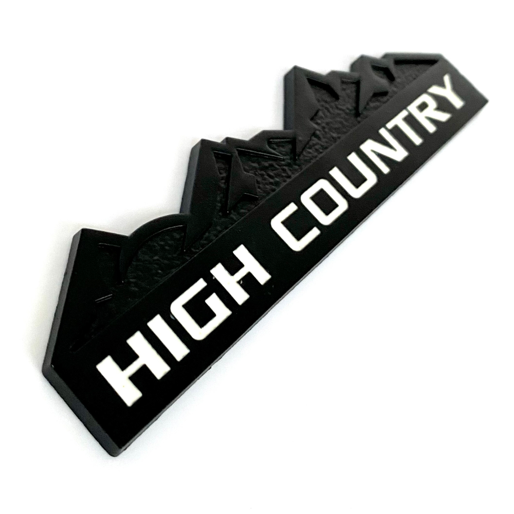 Накладки/наклейки High Country объемные ("Горная страна" 12,5х3,5см). Черный матовый с белой надписью
