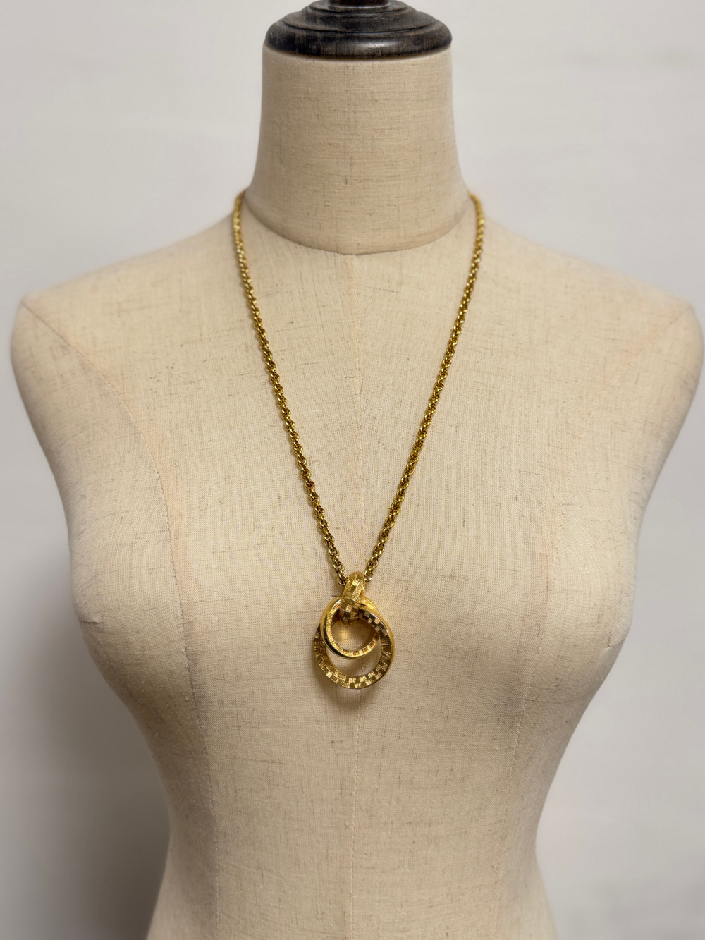 Кулон Pierre Balmain