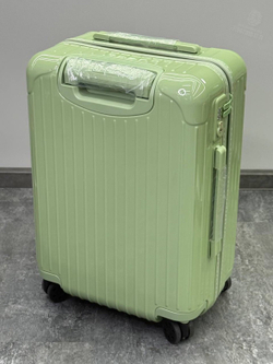 Чемодан Rimowa Essential Sleeve Cabin с карманом для ноутбука