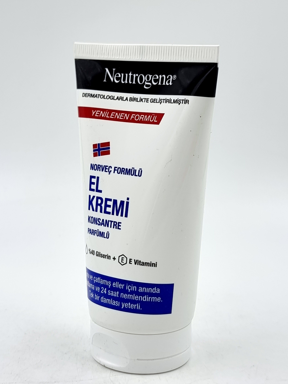 Neutrogena Крем для рук концентрированный для очень сухой кожи, с глицерином и витамином Е, ароматизированный, 75 мл (Франция)