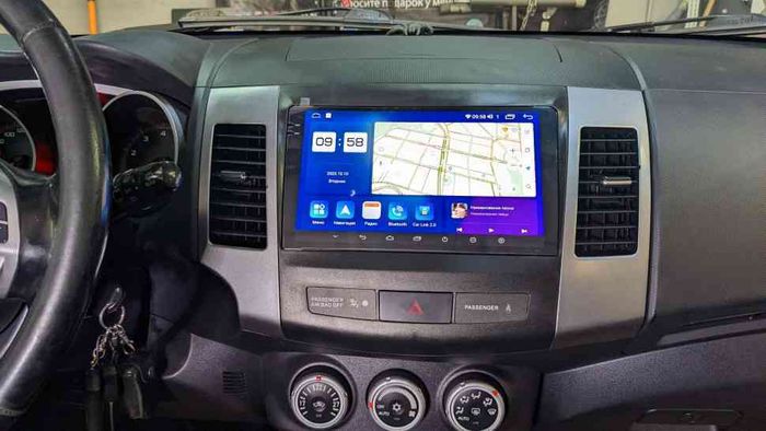Магнитола для Mitsubishi Outlander XL, Peugeot 4007, Citroen C-Crosser - Parafar PF056LUX1RN2K на Android 13, Быстрая, QLED+2K, CarPlay, 4G SIM-слот