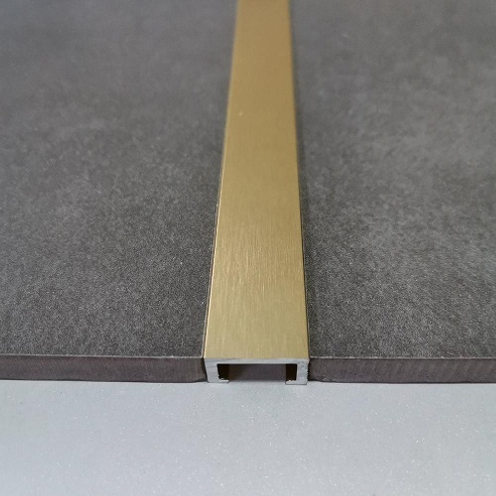 Фриз "браш" 20*8мм "DO-3" 3м Серебро глянец П-обр. анод. алюм.