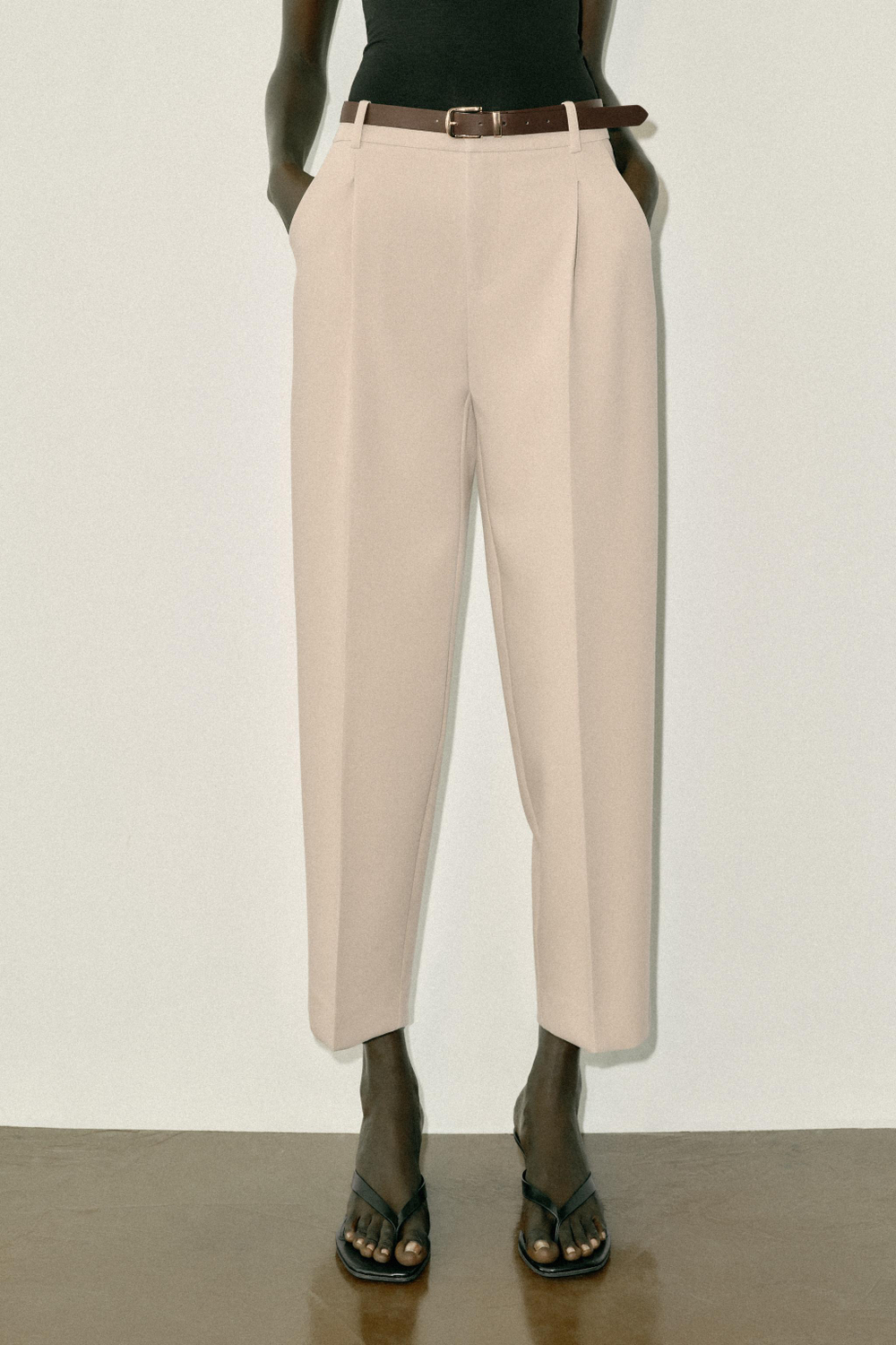 УКОРОЧЕННЫЕ БРЮКИ С РЕМНЕМ — ZARA