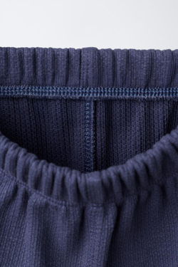ZARA БРЮКИ С КАРМАНОМ И НАШИВКОЙ, ВЫЦВЕТШИЙ СИНИЙ