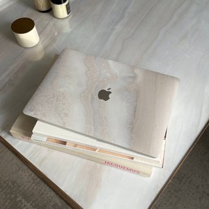 Виниловая наклейка LUNA для MacBook