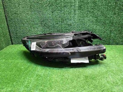 Битая Фара правая Range Rover Sport 3 (22-нв) LED