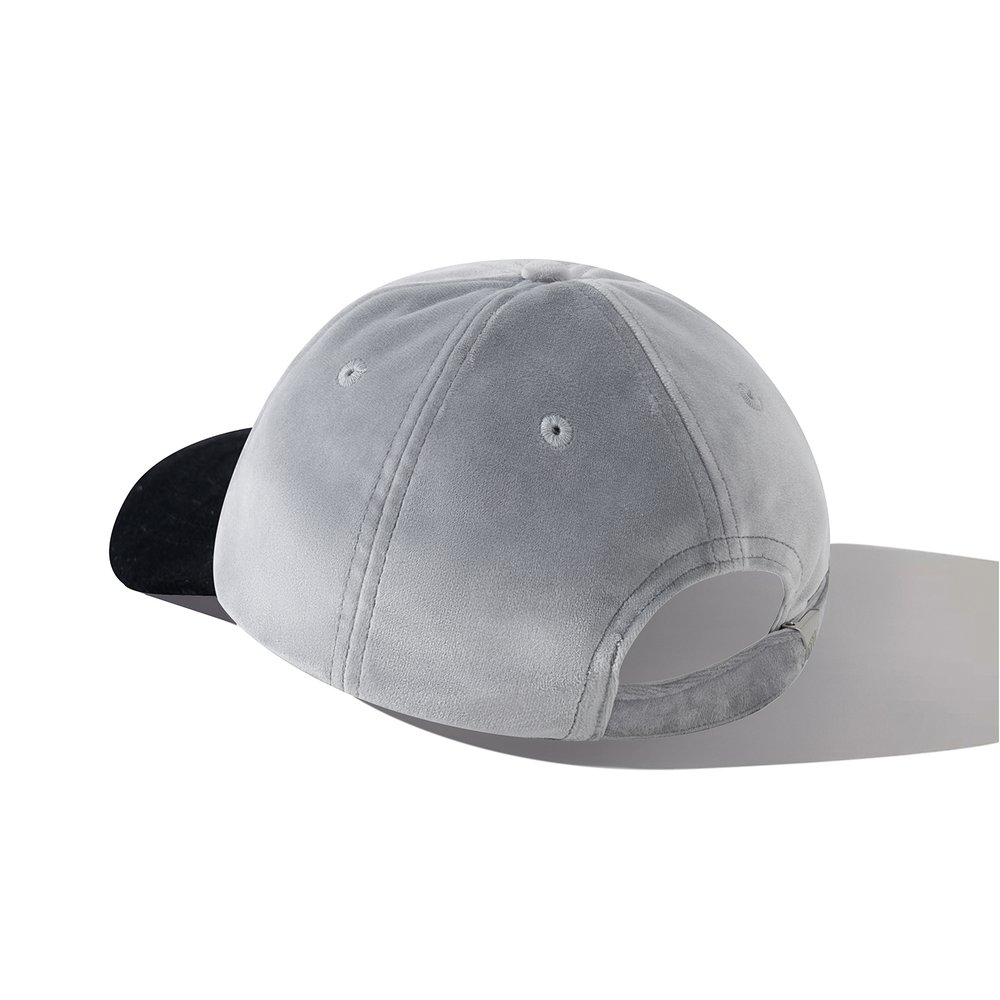 Кепка Ymkashix Velur Puff