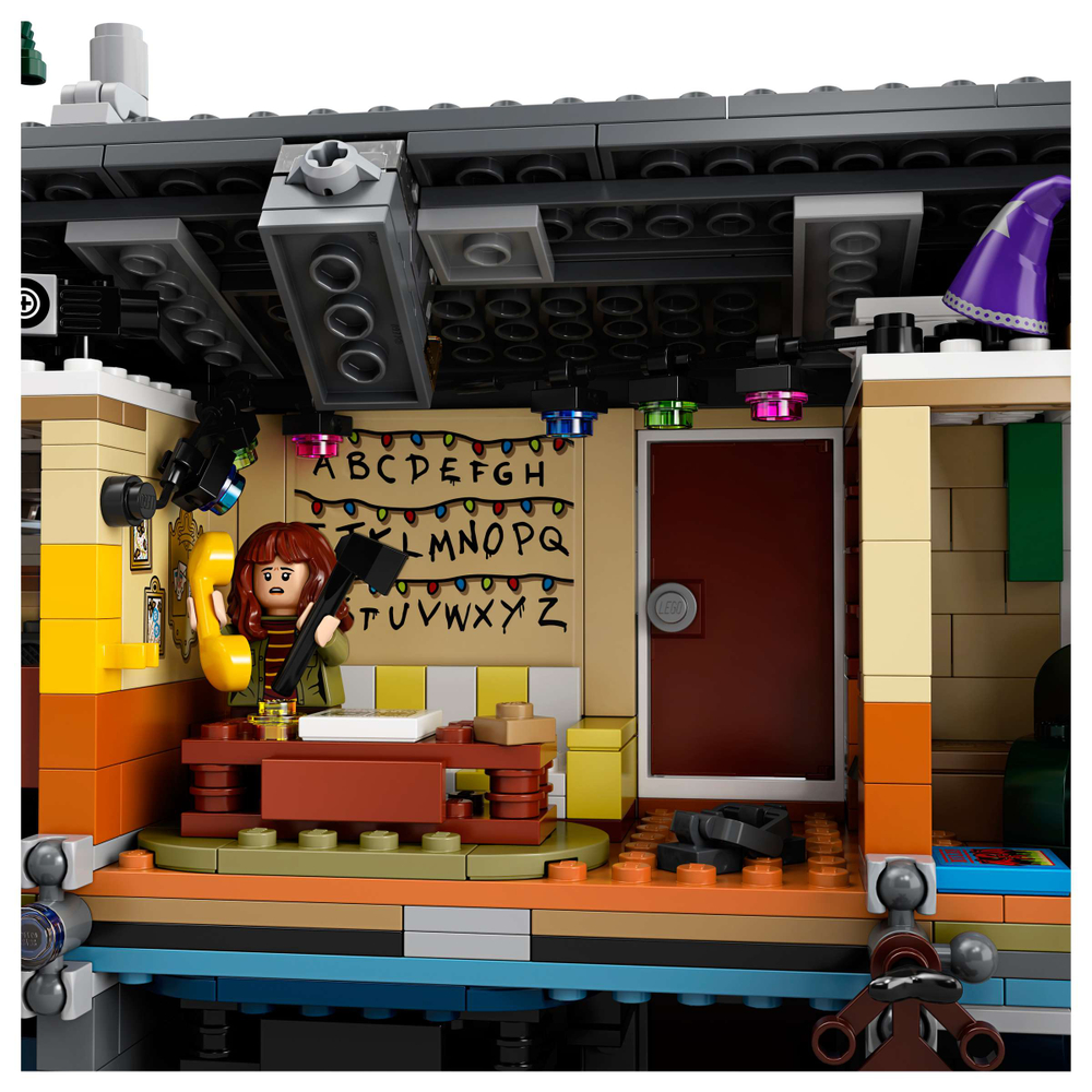 Конструктор LEGO Stranger Things 75810 The Upside Down