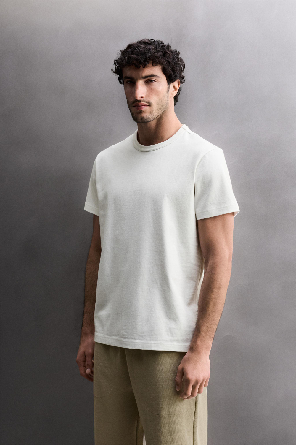 ФУТБОЛКА RELAXED FIT ИЗ ПЛОТНОГО ХЛОПКА — ZARA